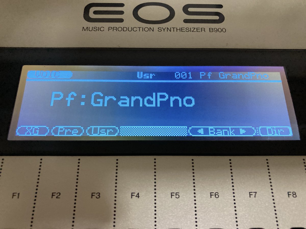 mugiwara_777's tweet photo. 新しい液晶を取り付けて組み立て完了ー！！疲れたー！！

でもその甲斐あって、見てよこのビフォーアフターを

視認性、段違いでしょ👍

これで修理代の2〜3万円浮いたわー

#YAMAHA #ヤマハ #シンセサイザー #EOS #B900 #TMNETWORK #小室哲哉 #FANKS https://t.co/N7IECgwPBe