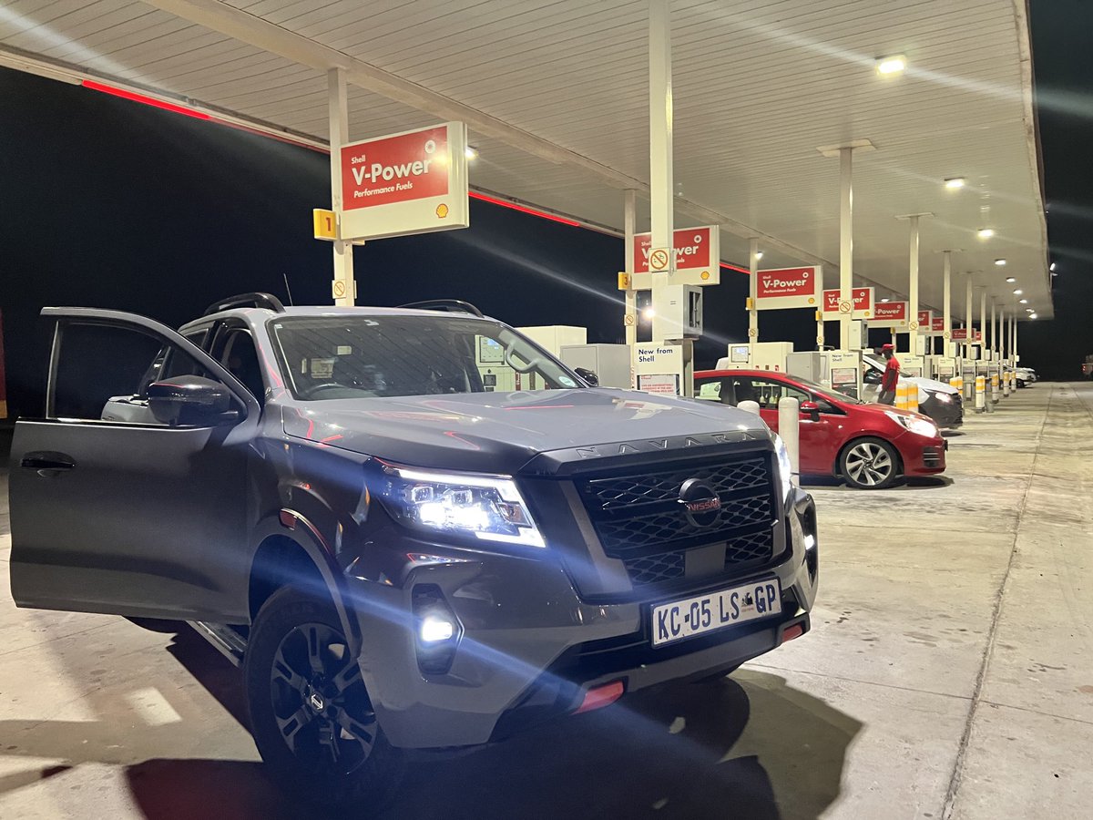 omphile112's tweet photo. @nissanza #NAVARA photo dump.🦍#RUGGEDREDEFINED https://t.co/lGzGpGcwVb