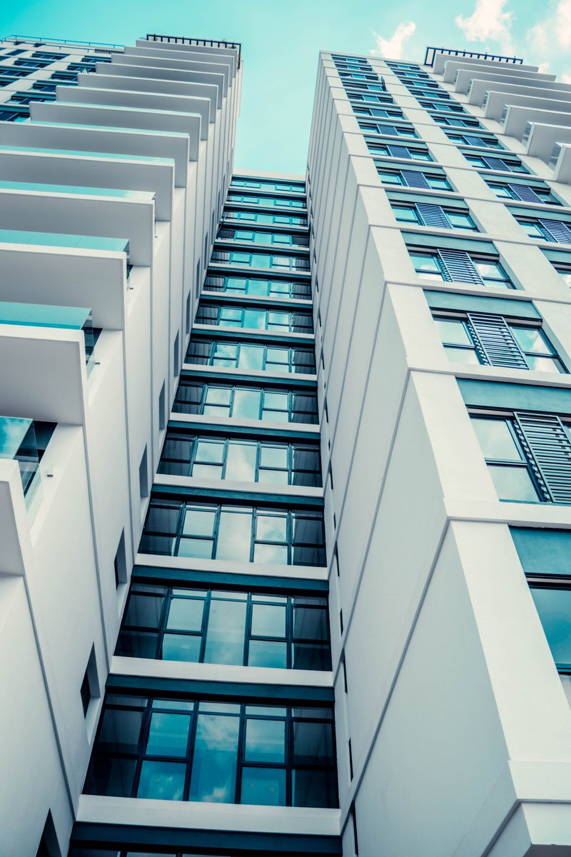 TwoRiversSocial's tweet photo. Surrounded by features that make every moment a pleasure to live and enjoy life, our city is a perfect choice for every astute investor and homeowner  looking  to  pamper  themselves  with  a  comfortable, ultra-modern home. 

 Call +254 709 902 900 for details. https://t.co/exW3QtP8L9