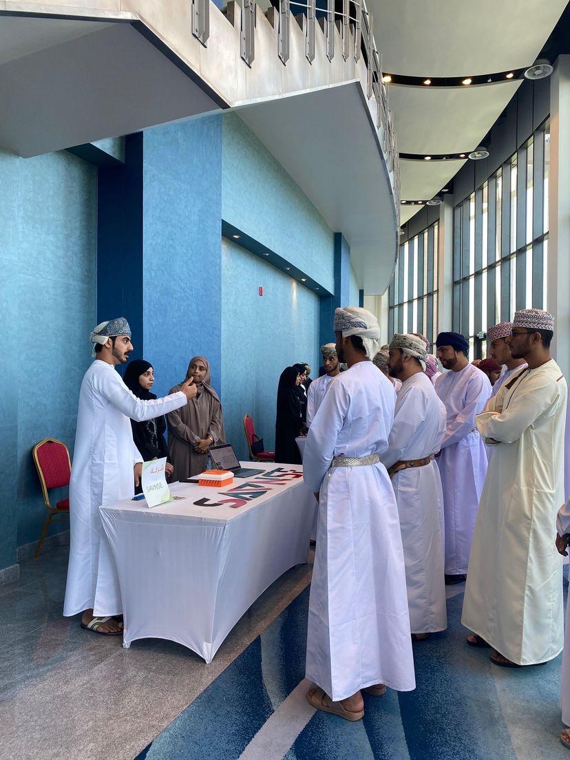 UTAS_AlMussanah's tweet photo. شاركت شركة SAVNSE
@savnse
الطلابية في مؤتمر الشباب للتغير المناخي من تنظيم فريق LCOY OMAN
مؤتمر قمة المناخ المحلي للشباب في سلطنة عمان و الذي يعتبر الحدث الأول من نوعة في السلطنة و الذي تم إقامته في هيئة الطيران المدني بتاريخ 11 سبتمبر 2022م. https://t.co/5VOwZj57DF