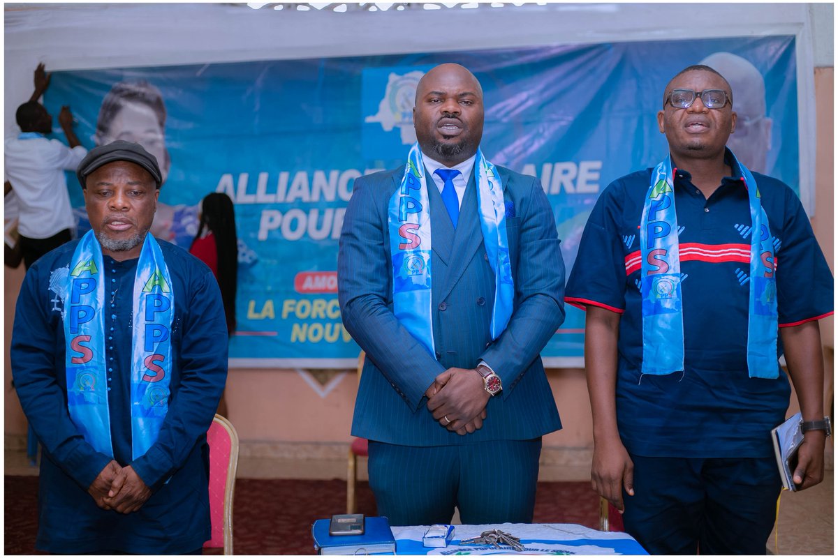 CilambuDr's tweet photo. En prélude de sa sortie officielle prévue ce 1er Oct 2022, l'APPS, parti cher à son exc @KilubuOfficiel a tenu hier soir ds la salle cité des anges une réunion préparatoire avec les cadres de Kinshasa et ceux de l'intérieur. @AppsOfficiel, @rkitsita , @Joachim_kage141 https://t.co/OzAVIUX8Kh