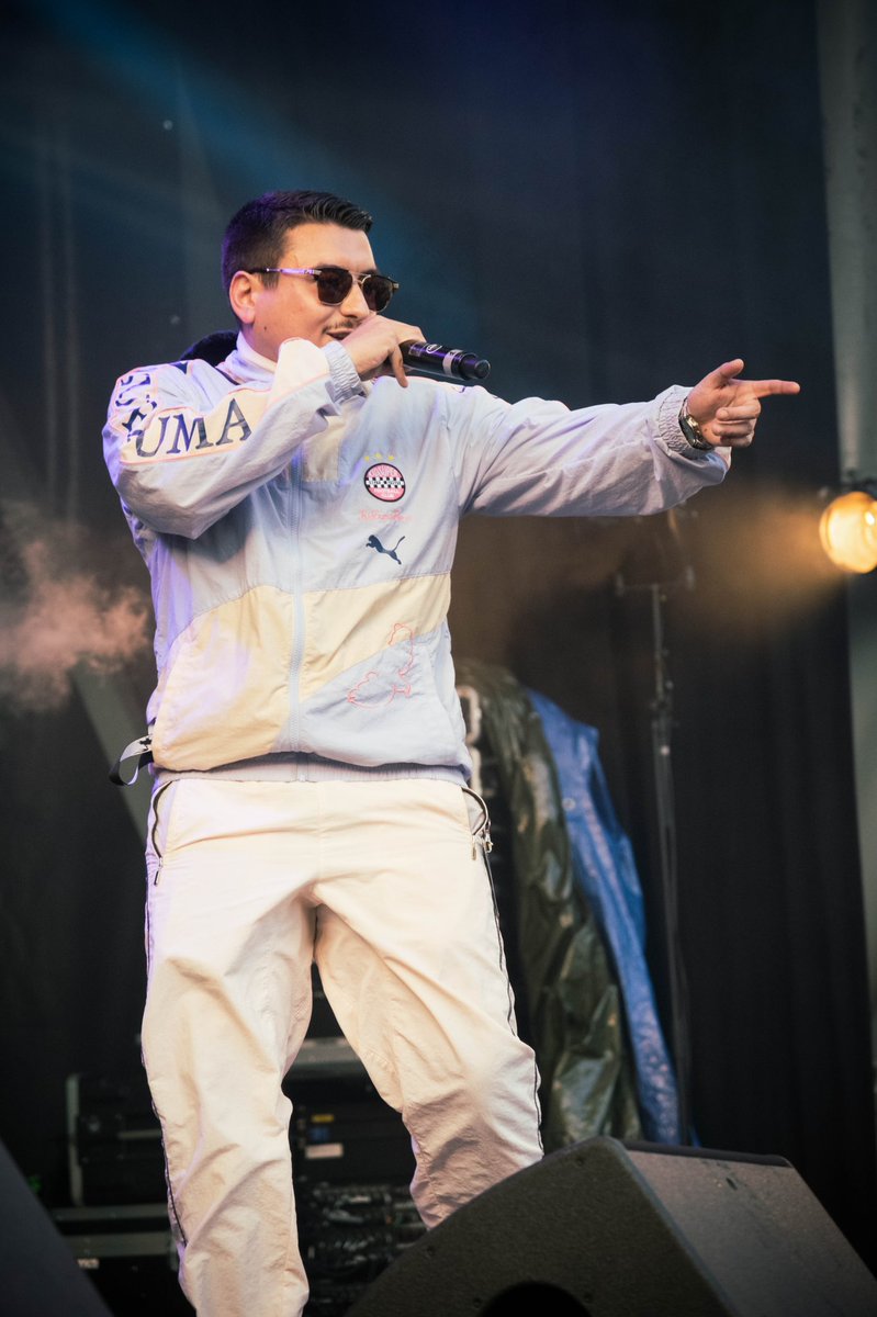 FoiredeSedanoff's tweet photo. 🔥 FLS • JOUR 2! 🔥

Retour en images sur les artistes qui ont enflammés la scène du Foire Live Session samedi! 🎶

📸: Fil Rouge 

#foiredesedan #foiredesedan2022 #foire #sedan #ardennes #concert #musique #foirelivesession #live #foirecommerciale #villedesedan #uciasedan https://t.co/XMJm5TltG9