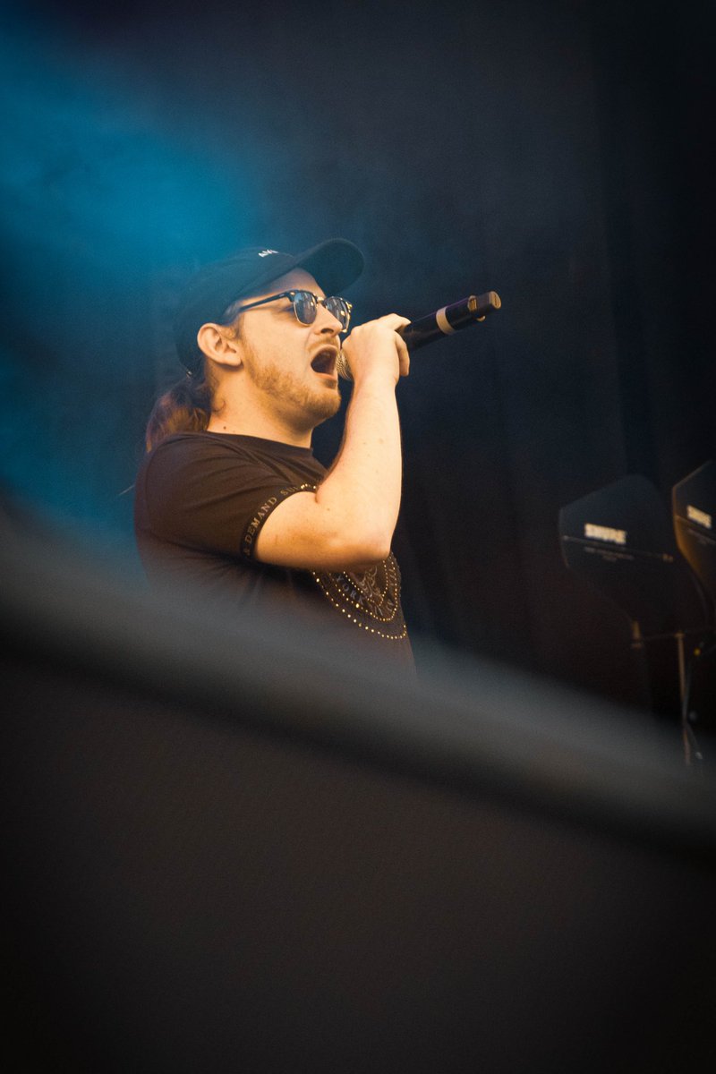 FoiredeSedanoff's tweet photo. 🔥 FLS • JOUR 2! 🔥

Retour en images sur les artistes qui ont enflammés la scène du Foire Live Session samedi! 🎶

📸: Fil Rouge 

#foiredesedan #foiredesedan2022 #foire #sedan #ardennes #concert #musique #foirelivesession #live #foirecommerciale #villedesedan #uciasedan https://t.co/XMJm5TltG9