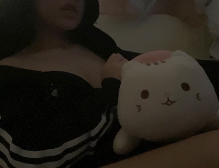 buninjeanz's tweet photo. my favorite toy :> #nsfwtwt what your favorite toy? https://t.co/tBvETXJI9l
