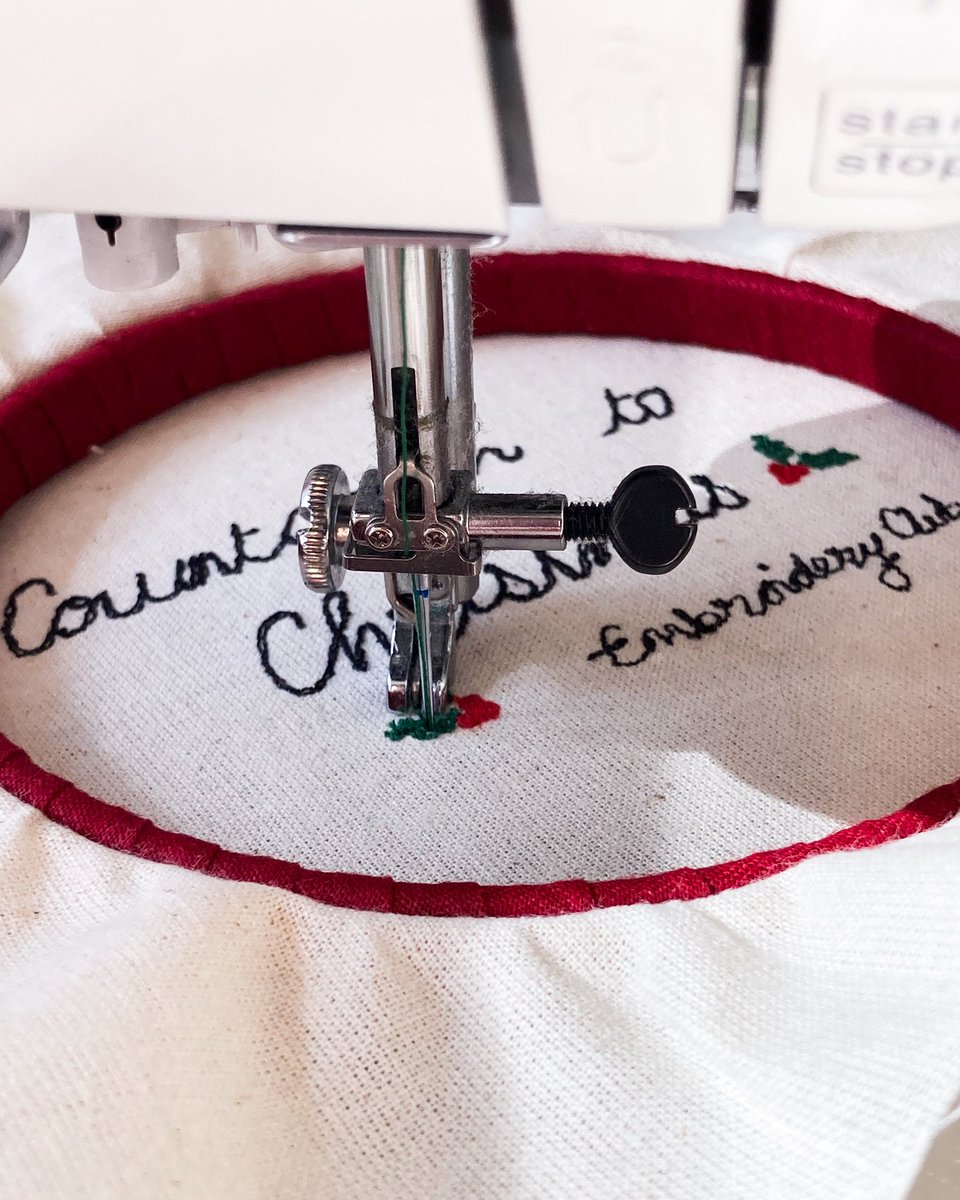 MCorbinDesign's tweet photo. Would you like to learn to do #freemotionembroidery ?  Can’t get to in person workshops?  Then I may just have the answer in this 4 week course.  It may even help you prepare gifts for Christmas https://t.co/fG3tbKydAP #smallbusiness #handmadegifts https://t.co/RrOeZLm473