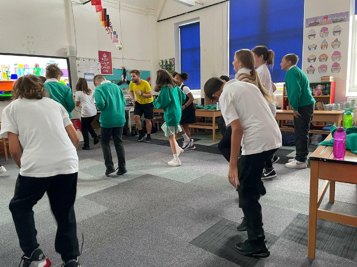RiversdalePS's tweet image. As part of our Year 6 RSE curriculum, we spent a morning committing ourselves to developing healthy, physically active habits. We transformed our classroom into a Joe Wicks studio and Coach @ClassOfMrP put Garnet through their paces! #RiversdalePS
