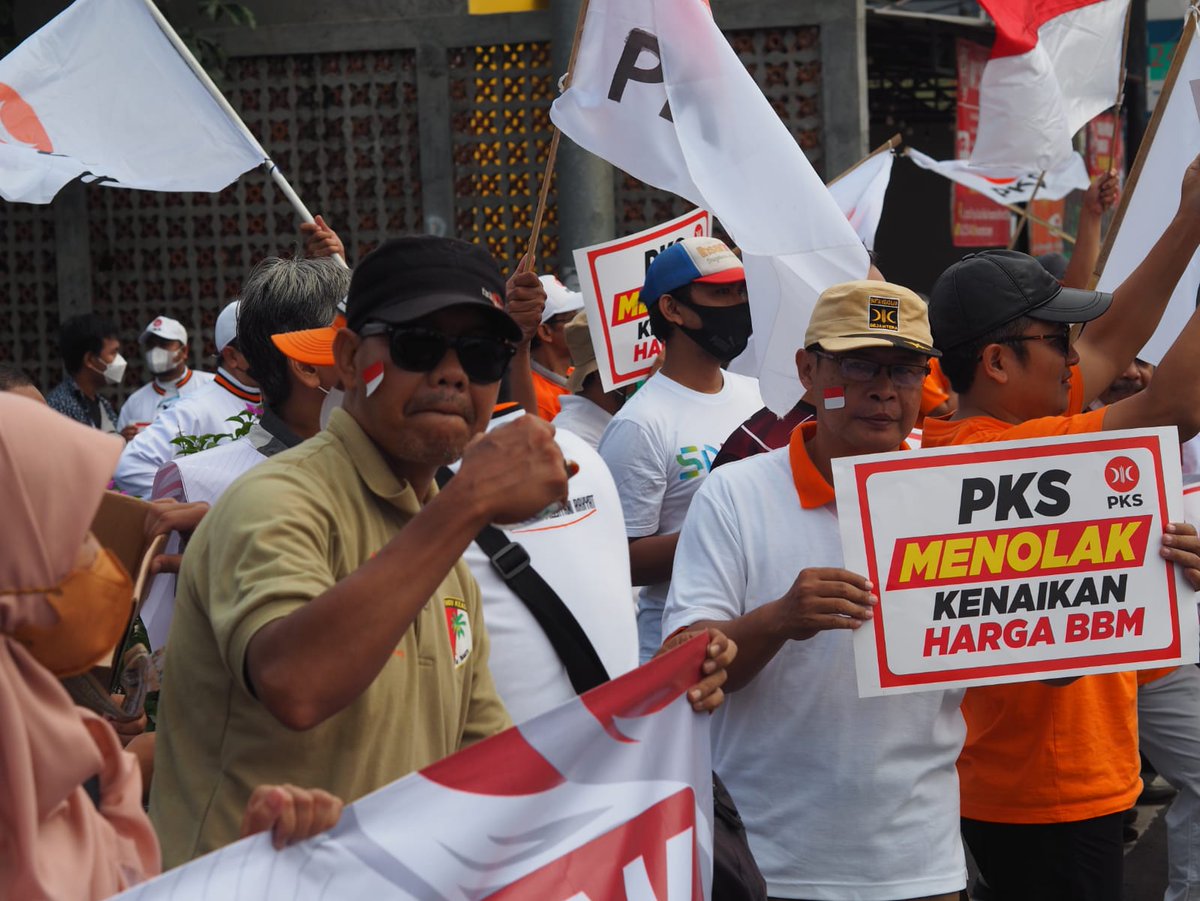 DPP PKS tweet media