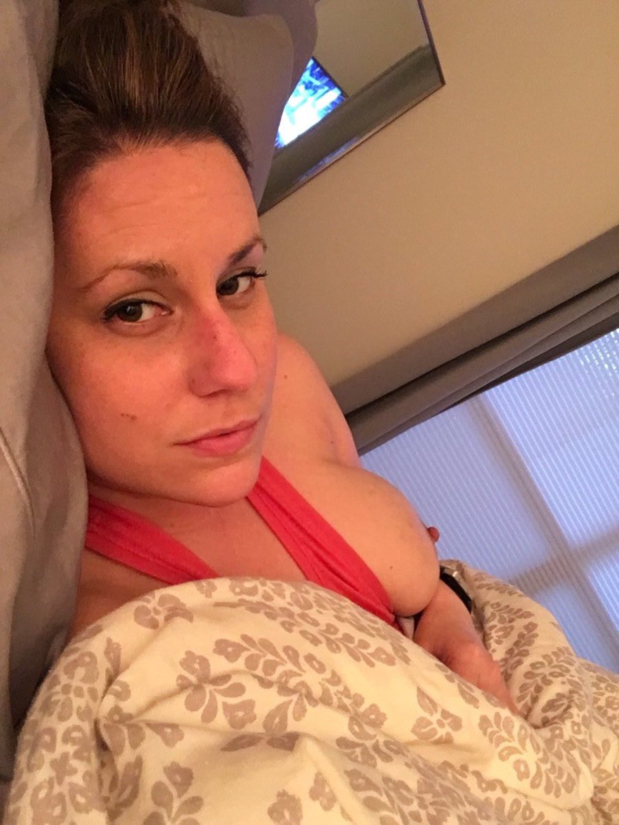 WifeMother36's tweet photo. Anyone into moms? https://t.co/7kq0qNbkA4