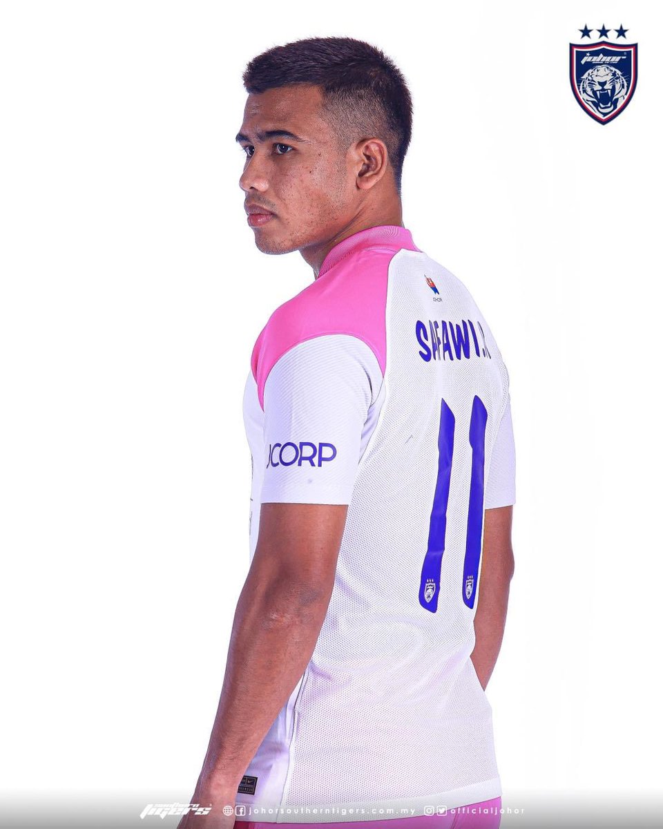 OfficialJohor's tweet photo. • Women's Jersey - https://t.co/ZOd33ErjL6

• Kids Jersey - https://t.co/c24uTfdiUr

#JustDoIt
#AClassAboveTheRest

[3/3] https://t.co/iee42rXEeD