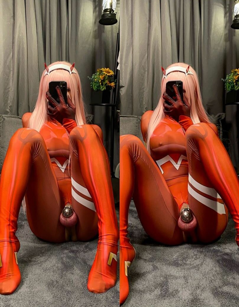 YelloShame's tweet photo. ⠀⠀
⠀⠀Like my new cosplay daddy?
⠀⠀Can't wait for you to peel it off~
⠀⠀ https://t.co/aJG8fFqNK7