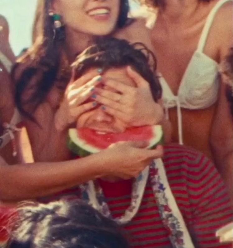 liana ౨ৎ tweet media