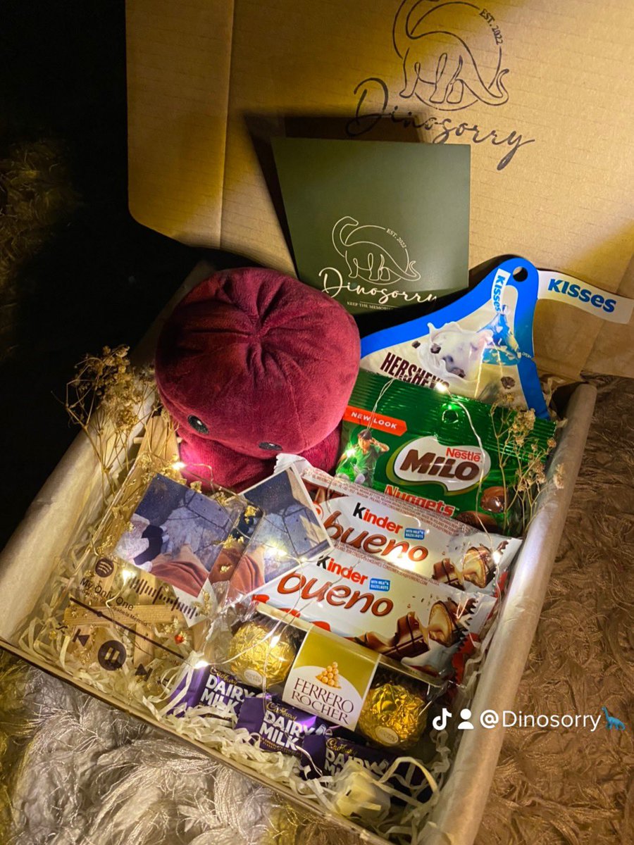 Dinosorry_co's tweet photo. STOP! Baca dulu! Hi korang cari hadiah nk bagi partner or kawan korang? I ade jual spotify palque and giftbox murah je tau! Mula dari 15 ringgit je! 

Nak order?
📌 https://t.co/fKEAXbTD78 https://t.co/we1sFLjPRx