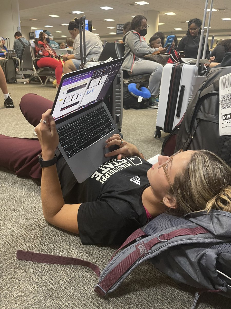 HailStateSpirit's tweet photo. A full weekend of traveling and still finding time to get class work done in between flights. Talk about dedicated student-athletes! 

#HailState🐶 https://t.co/VRXfTICv2m