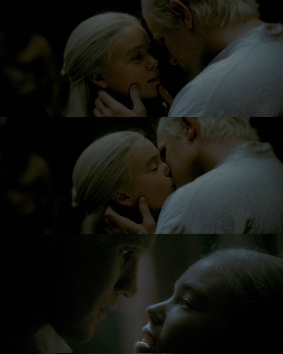 housethedragons's tweet photo. Rhaenyra e seu tio Daemon colocando fogo nas nossas telinhas 🗣️

#HouseOfTheDragon https://t.co/xJcyzn7os6