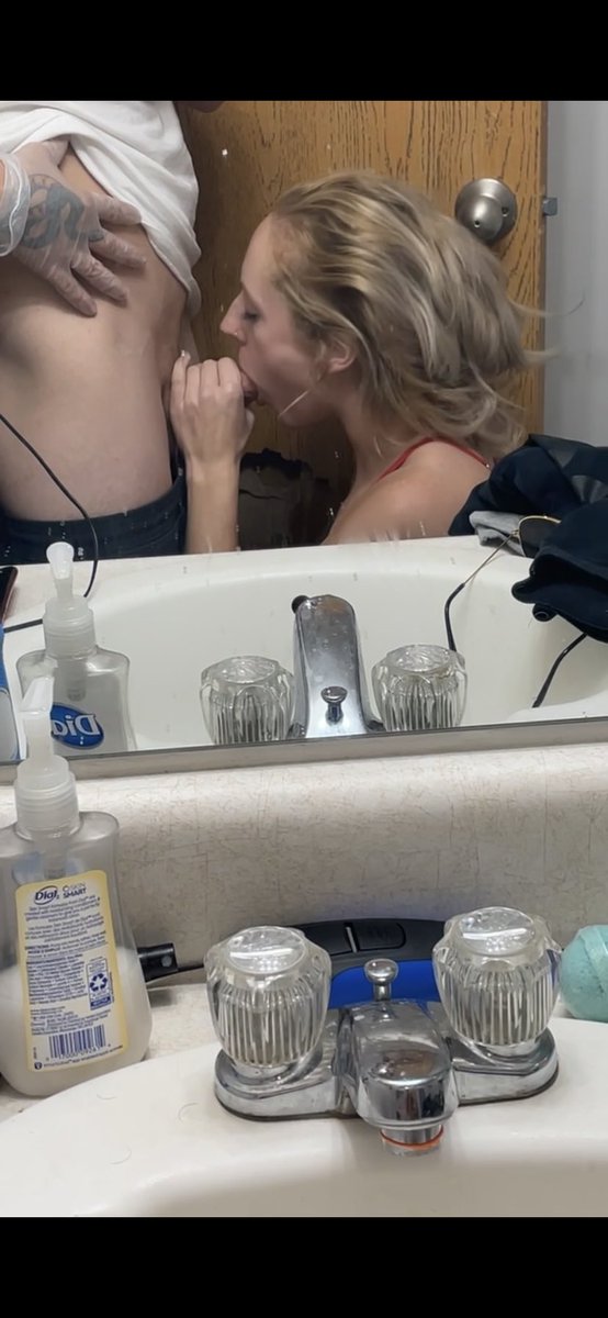 maditaylor0625's tweet photo. I bet you wish it was you ;) https://t.co/kanJbbrToP