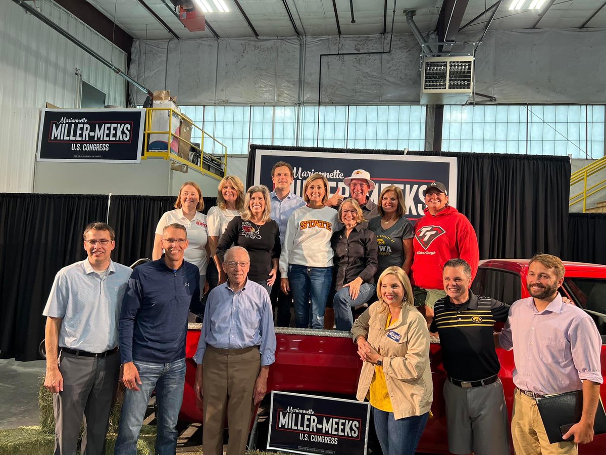 BrookeforIowa's tweet photo. Great turnout for MMM Tailgate! Honored to open her event with the National Anthem. This team is ready to win in November!
#redwave https://t.co/WgnMPgWYDY