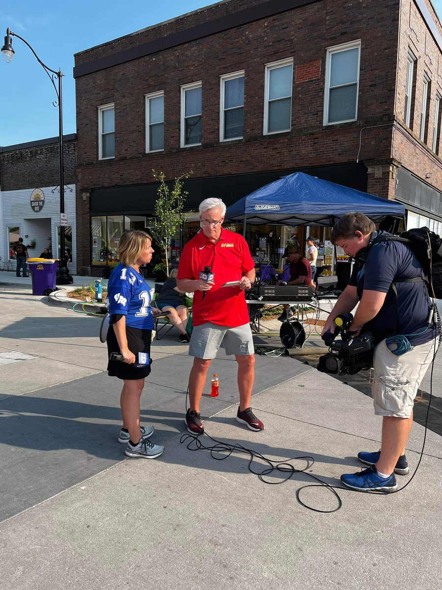 BrookeforIowa's tweet photo. Indianola welcomed RVTV in a big way yesterday! Thank you to everyone who made this day possible. Our community enjoyed coming together having fun both on our town square and at the football field. https://t.co/W4296ladoe