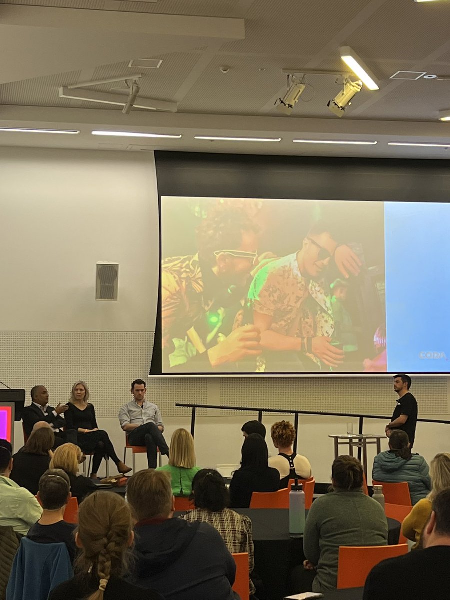 #CODATrauma kicks off with <a href="/AlexHandrinos/">Alex Handrinos</a> with a critical stabbing… is #permissivehypotension still relevant?