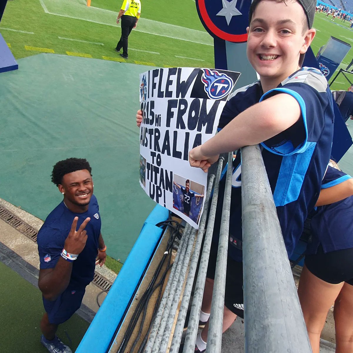 aussie_gstaa's tweet photo. @NFLAustralia @Titans https://t.co/H8yaUQEV5o