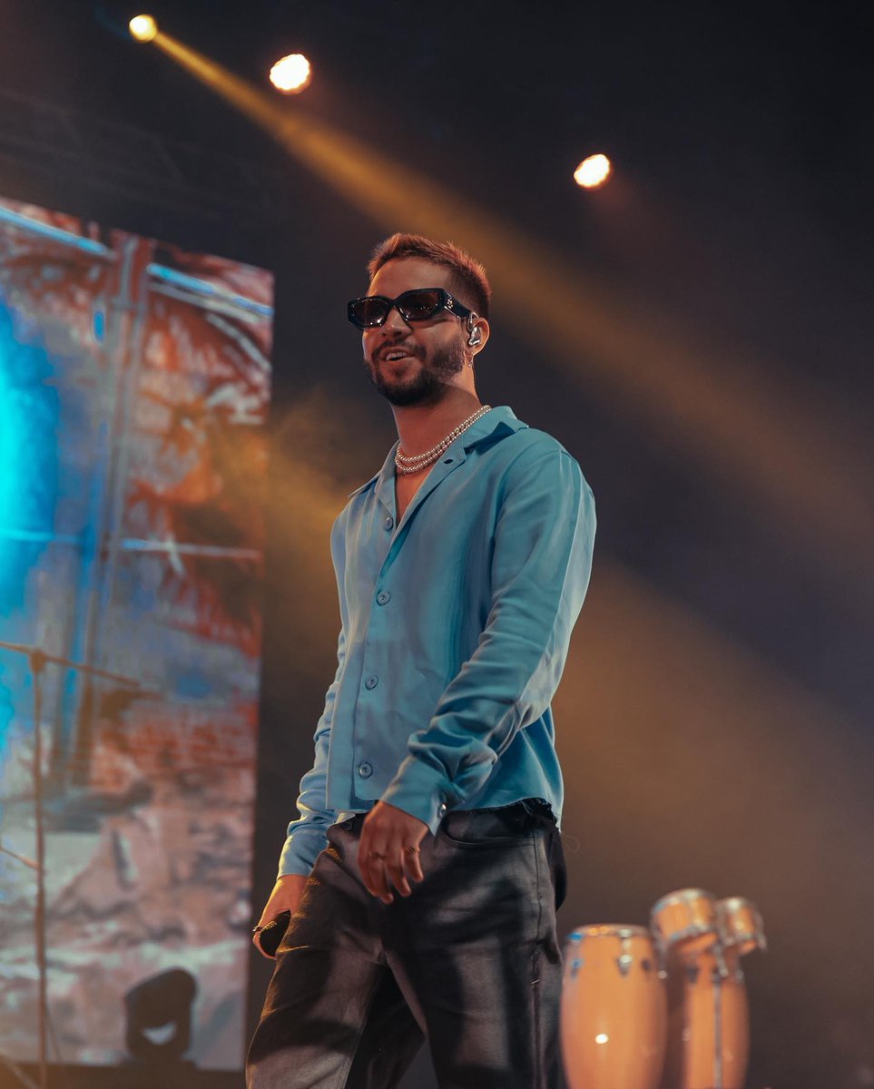 moracharts's tweet photo. Cerrando la noche @_morapr nos lleno de fiesta y perreo🔥🥵 en el #VeranoEXA ✨☁️🌴 https://t.co/aFXovDvAsF