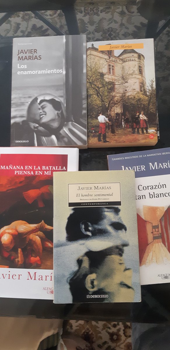 "Pese yo mañana sobre tu alma, sea yo plomo en el interior de tu pecho y acaben tus días en sangrienta batalla: caiga tu lanza. ' 'Piensa en mí cuando fui mortal: desespera y muere" Javier Marías y sus citas de Shakespeare, tan precisas como misteriosas.