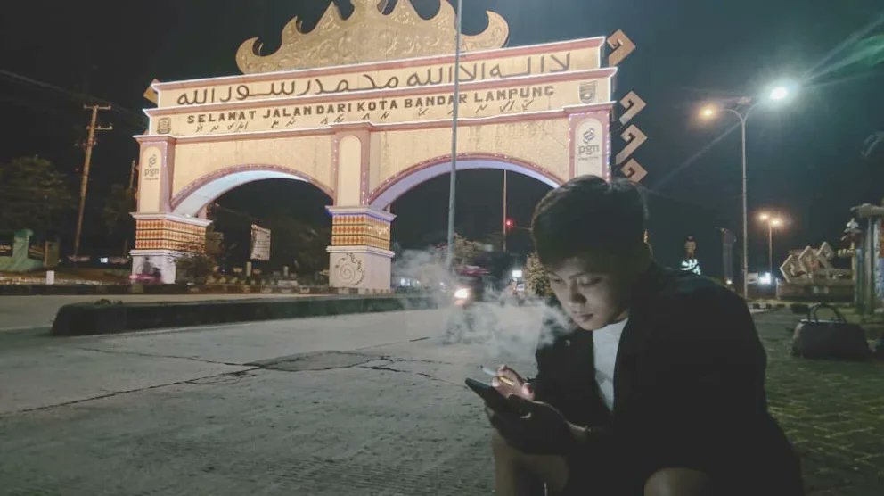 Ro_h_1_m's tweet photo. Aku ini pendiam, kalo lagi diam!
#anaklampung #cowoklampung #lampunghits #bandarlampung #metrolampung #pringsewu #lampung #indonesia #indoboy #asianboy #pinoyboy #pinoy https://t.co/AlgPuNc0Yp