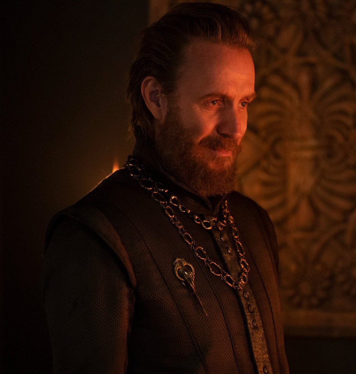 westerosies's tweet photo. The exact same energy #HouseoftheDragon #HOTD https://t.co/k8ZRowTIGC