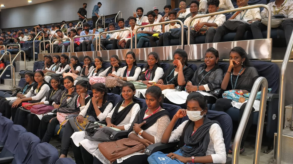 Nss_Stcas107_Ch's tweet photo. @_NSSIndia @NSSChennai 

Drug Awareness program at music Academi https://t.co/egWugQEHZM