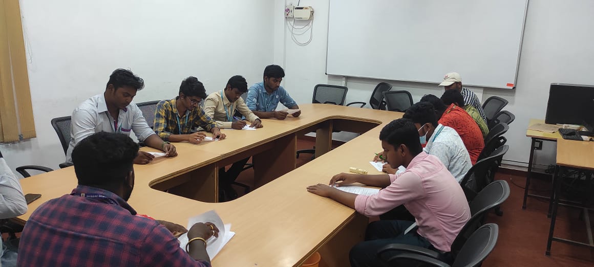 Nss_Stcas107_Ch's tweet photo. @_NSSIndia @NSSChennai 

Aadhar - Voter I'd link Project Meeting | sep 04 2022 https://t.co/Q2b8XQb7fh