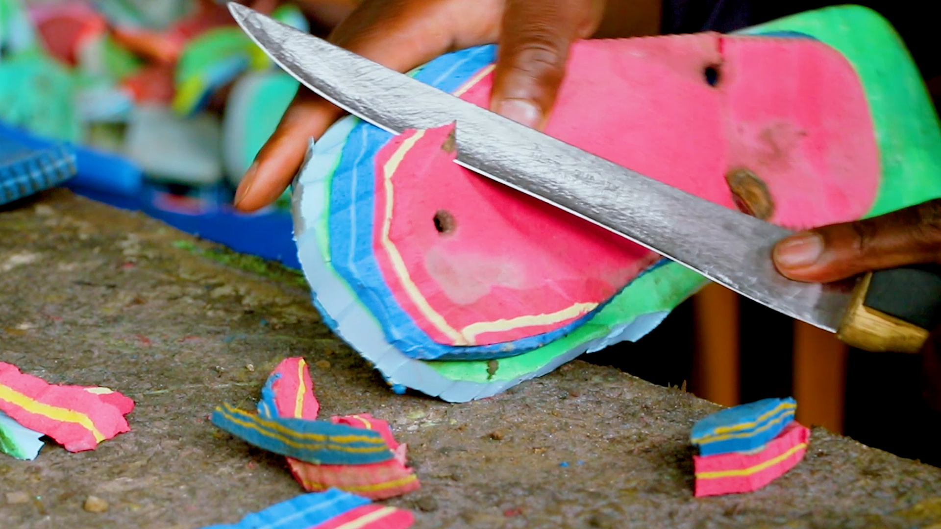 Vala Afshar On Twitter Artists In Kenya Turn Old Sandals Into vala-afshar-on-twitter-artists-in-kenya-turn-old-sandals-into