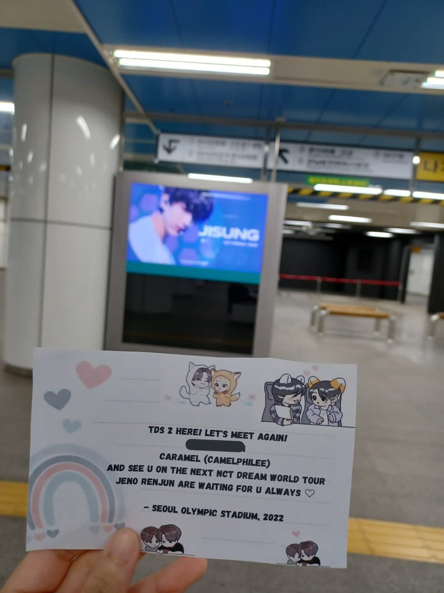 gommecaramel's tweet photo. beautiful greeting from TDS 2 n ads renjun jisung ♡ https://t.co/8WKkM5r5fE
