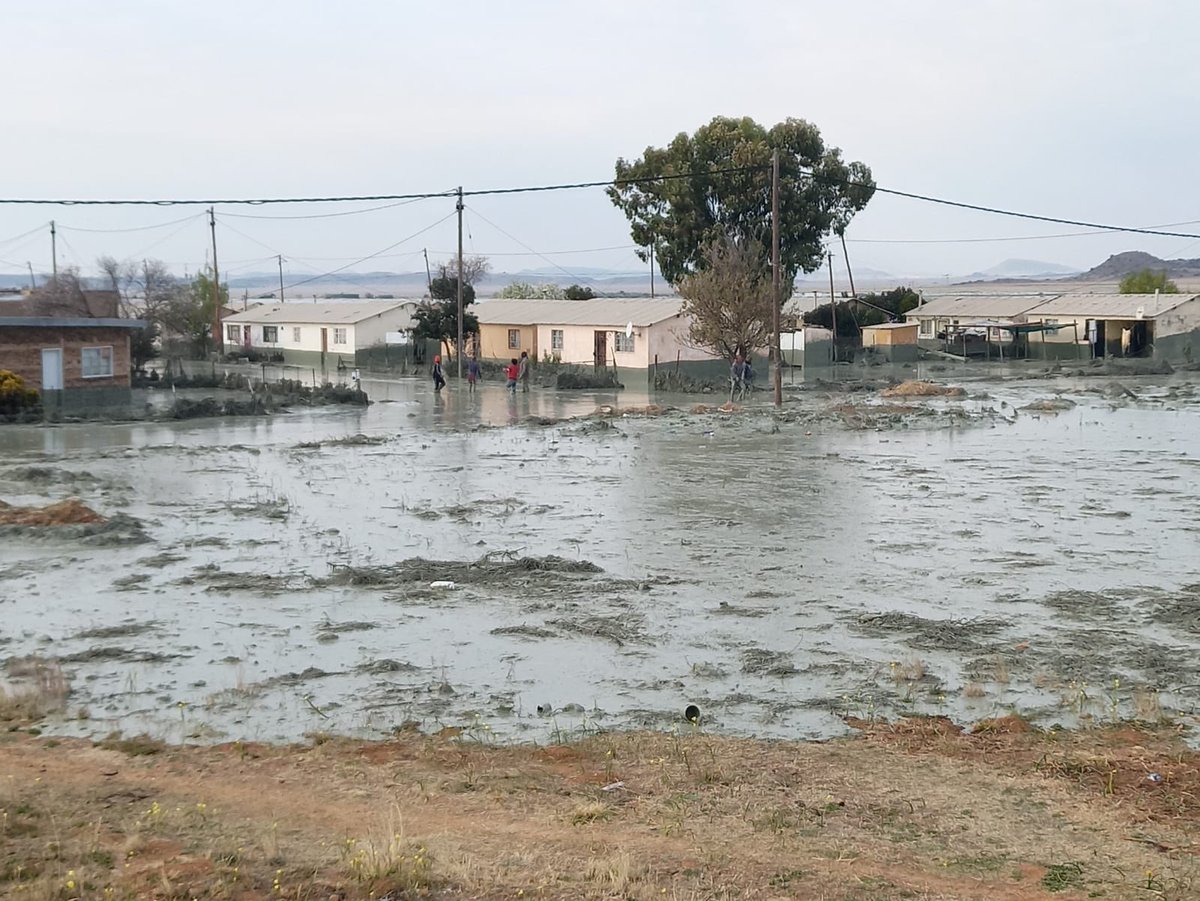 MorningLiveSABC's tweet photo. President Cyril Ramaphosa is today expected to visit the disaster-stricken Jagersfontein in the Free State. 
This after a burst mine dam has caused massive damage to houses and infrastructure in the area.

#MorningLive 
#SABCNews https://t.co/IW2UEUd3ij
