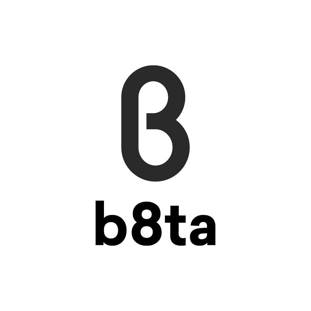 JICO_INT's tweet photo. JICO invites you to Experience the Sophisticated Sound from the SETO-HORI REMODEL &amp; J44D/J44A 7 OMNIA is currently on display at the b8ta Tokyo - Yurakucho store.
@b8tajp

#b8ta #b8taYurakucho #b8taJapan #JICO #JICOCustomShop #SetoHoriRemodel #SetHori #J44A7 #J44D #JICOOMNIA https://t.co/GWZU9pe46m