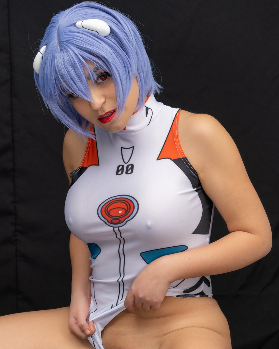 PokkyPau's tweet photo. Nuevo set disponible!  + de 30 fotografías ero de Rei Ayanami que puedes disfrutar.
https://t.co/gjudcARVwZ

#gumroad #ero #reiayanami #erocosplay #evangelion #rei #ayanami #setonsale #newphotoset #enventa https://t.co/Nh0yaytqyH