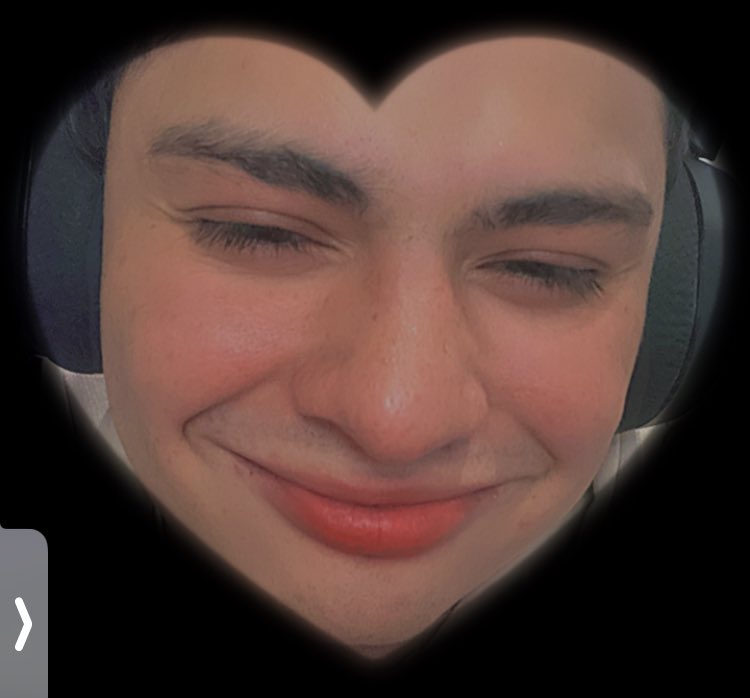 CristianNaav's tweet photo. Estamo en stream ven y te beso una nalga   https://t.co/23CA3MvRs6 #onlytwitch #twitch #streamer #sivesestoentra #teamo #jukilove #jukifeto #livestream https://t.co/ThRogZew5j