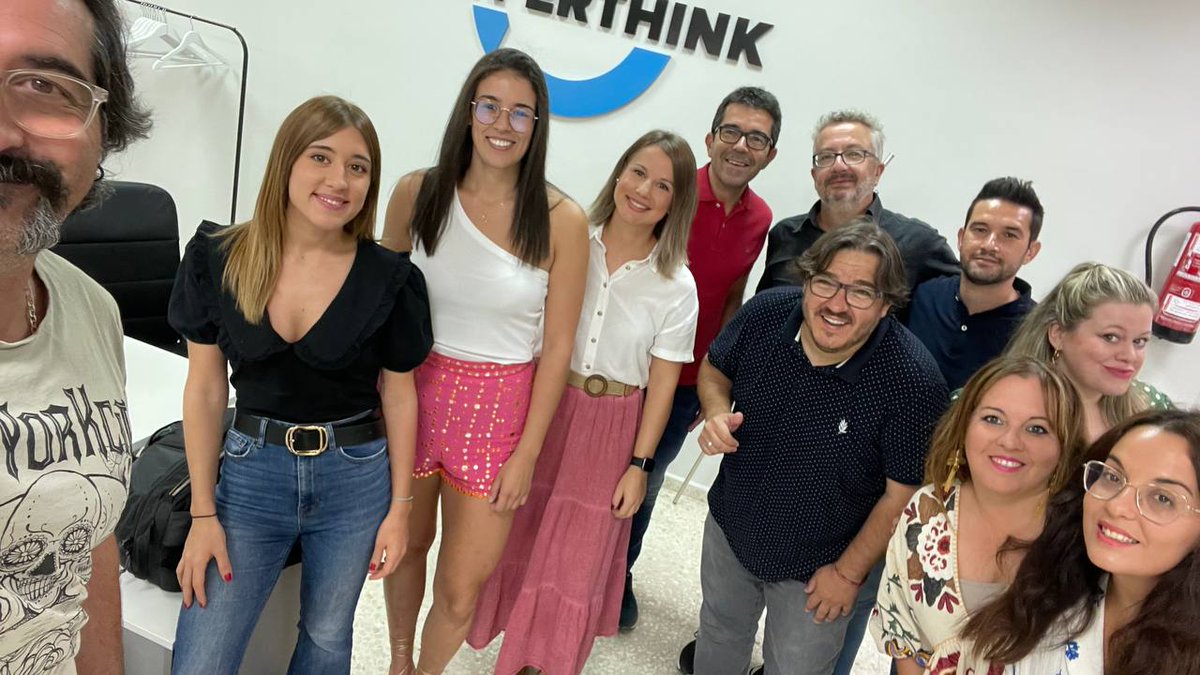 payperthink's tweet photo. ¡Comenzamos la semana con las pilas cargadas! 🚀💥
💥 https://t.co/XNVRRS6Tfd
📍 Avda. Juan Carlos I, 1, local 2, 06800 Mérida
📩 hola@payperthink.es
📲 619 96 91 28
#PayPerThink #AgenciaDeInnovaciónAplicada #Marketing #Publicidad #ContentManager #DiseñoWeb #proyectos #Thinkers https://t.co/WSKPJvLUXC