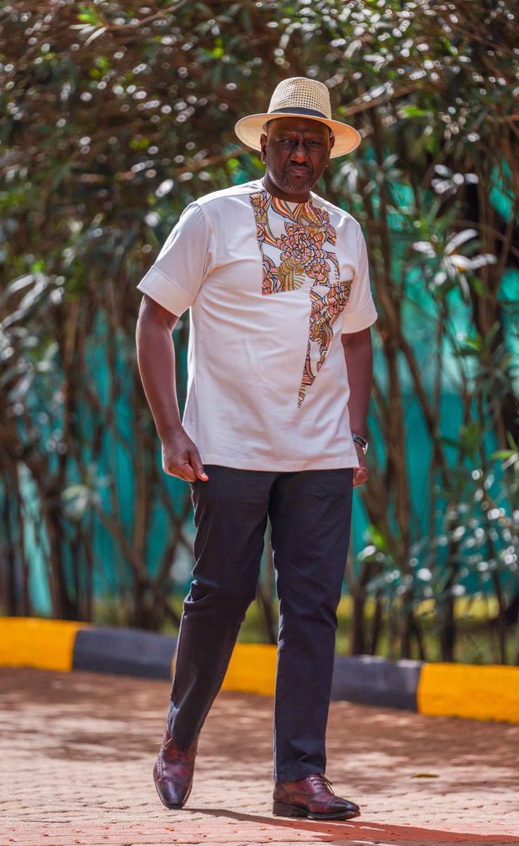 Raychumba16's tweet photo. @NdindiiNyoro @WilliamsRuto @BrianPeter034a https://t.co/Uvn6JM4pTp