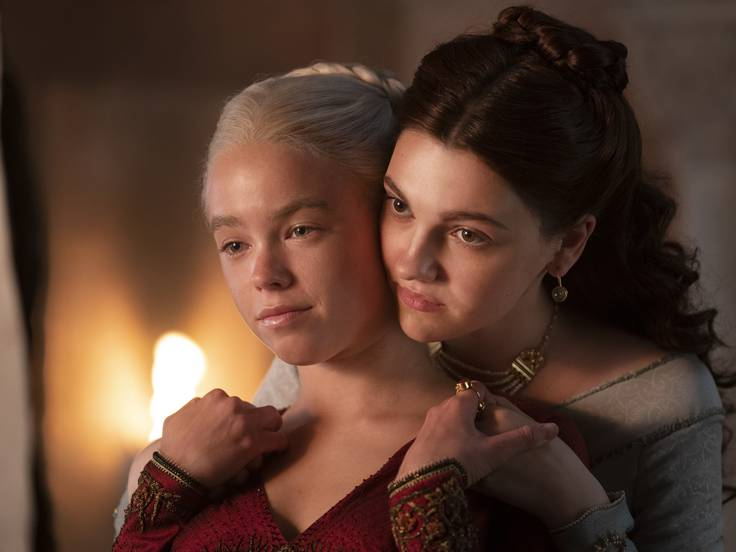 Se confirma que el 1x05 "Iluminamos el Camino", será el último episodio para las actrices Milly Alcock y Emily Carey, quienes personifican a las jóvenes #Rhaenyra y #Alicent. #hotd #HouseOfTheDragon