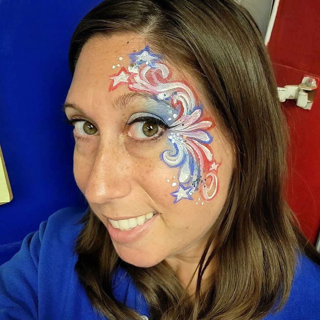 viscreativity's tweet photo. Patriotic eye design today in remembrance of those lost during 9/11 

#september11 #patriotic #patrioticeye #facepainting #redwhiteandblue #neverforget #911memorial #heroes https://t.co/E2SoPrqKcI