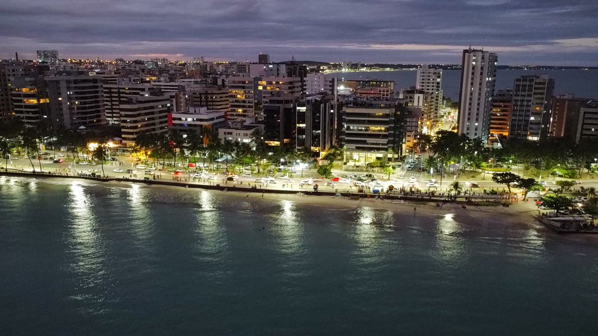 LúciO.Fly (@flydroneiro) on Twitter photo 