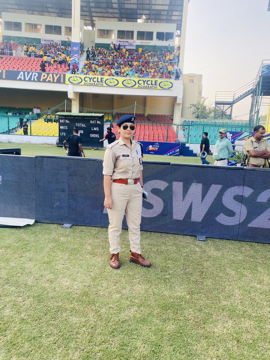 Pragya Pathak DSP on Twitter "Cricket match duty at Green park stadium