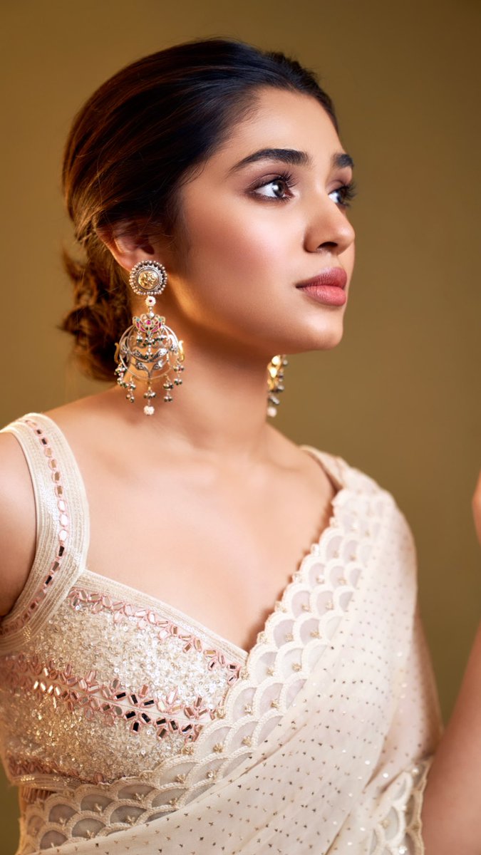 KrithiShetty tweet media