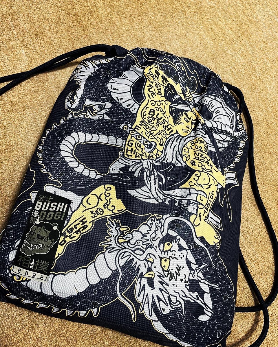 hige24's tweet photo. やっと届いたー！NEW道着🥋

今回は、ネイビーにしてみました😆

今日の練習が待ちきれないww

#bjj  #サラリーマン  #格闘技 #ひげルパン　#ダイエット　#筋トレ #趣味 　#ブラジリアン柔術 #寝技 #健康 #halfsumo #道着 #練習 #new https://t.co/9PAayfGCbE