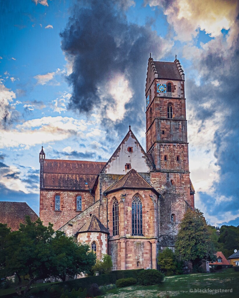 SIRDonnergott's tweet photo. Same day - Kloster Alpirsbach sunshine and a bit cloudy - 1h later the trinity - heavy rain and sunshine .. #schloesser_bawu #schloesserundgaertenbadenwuerttemberg
#blackforestnerd #blackforest #germany #video #photography #inspiraton #stayhealthy #rela… https://t.co/tjawj2r3R6 https://t.co/U2JGZtB9pr