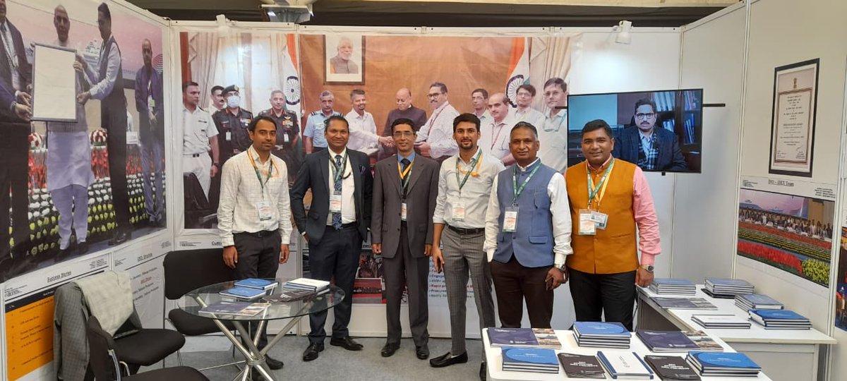 India_iDEX's tweet photo. Day 2 at #NationalDefenceConclave
#iDEX DIO team at #iDEX stall, showcasing the journey & achievements at the "National Defence MSME Conclave and Exhibition" at Kota Rajasthan!
#NationalDefenceConclave #DefenceInnovation #iDEX
@DefProdnIndia @drajaykumar_ias @sjaju1 @SIDMIndia https://t.co/xeBPVrj7GX