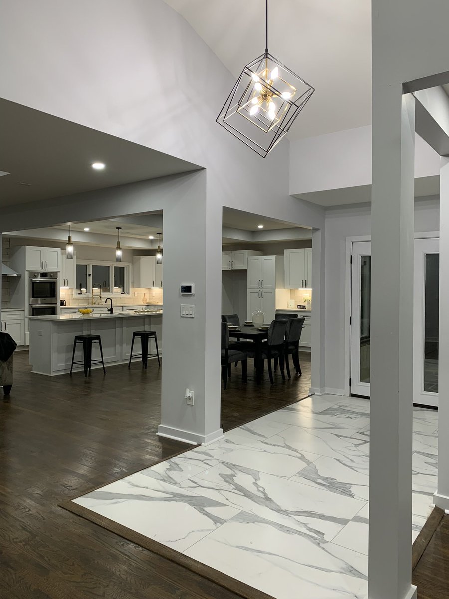 MrCoreyTran's tweet photo. Constantly imagine you have the life you want ๐ง๐ญ
#realestate #atl #atlanta #atlfinest #coreytran #investor #inspired #results #properties #hothome #entrepreneur #hoopertorealestate #realestateinvesting #investments #kitchen #kitchendesign #home #homedesign #lifestyle https://t.co/iKzMbnaZz2