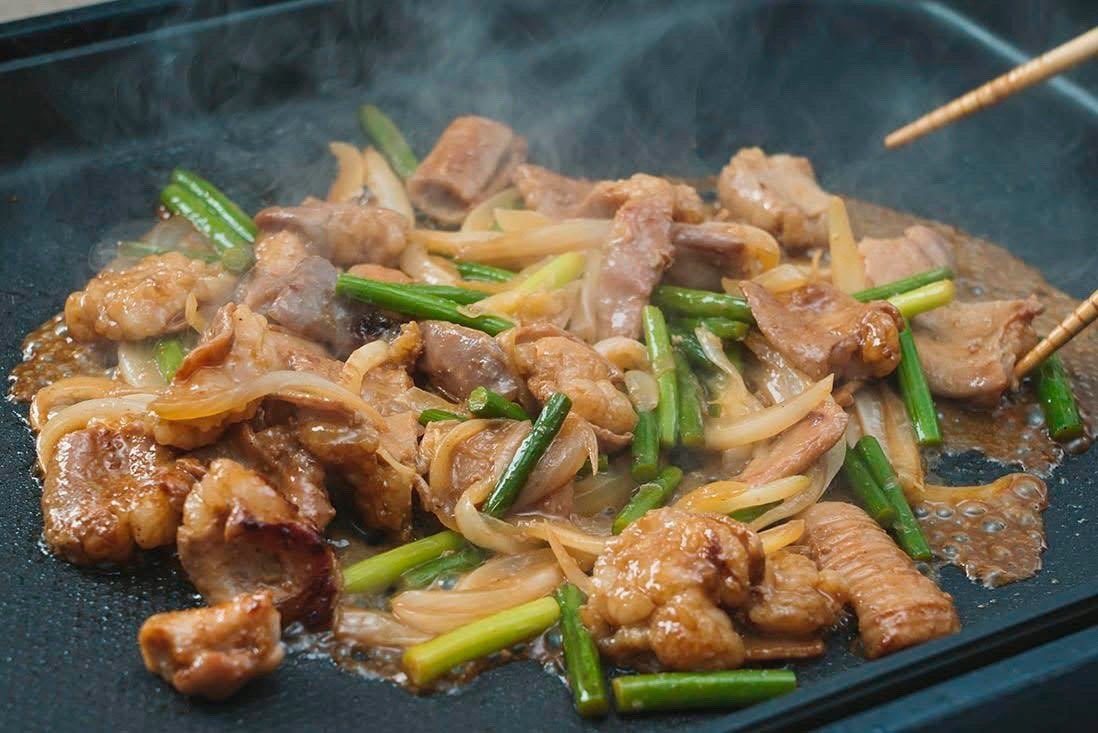 ④商品名：松阪牛ホルモンミックス 値段：400g(タレ付き)：3,600円(税込) 店名：千力本店  【虎ノ門市場HP】 稀少！松阪牛ホルモンミックス400g toranomon-ichiba.com/shop/g/gDF0637…