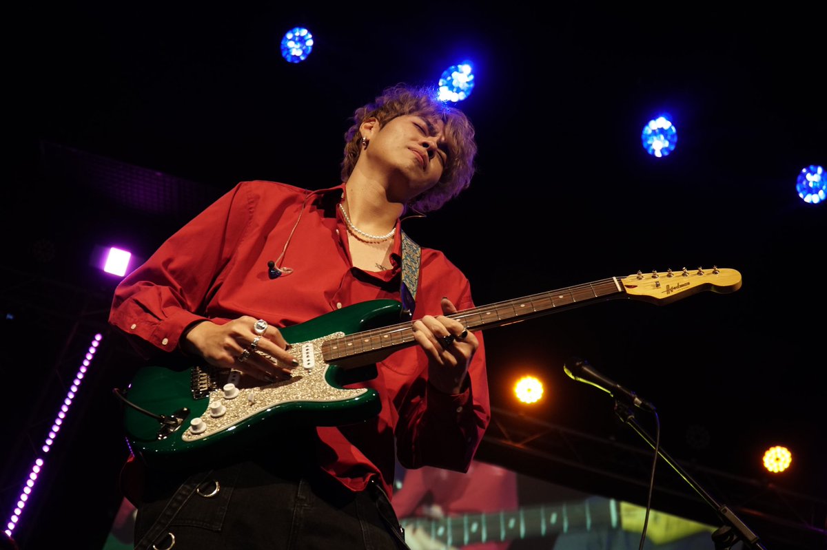 Macrowave_TH's tweet photo. ภาพบรรยากาศ Full moon Live House Stand up with Ben Cahlatit
ขอบคุณทุกคนที่มาเชียร์มาร้องเพลงไปกับ FrameThanavuch 😎🔥
ขอบคุณ Search Studio Live House คุณภาพที่ต้องลองไปสัดครั้ง
ไว้โอกาสหน้ามาเจอกันอีกนะ✨
#macrowave #Teromusic
#Framethanavuch
#FrameT #SEARCHSTUDIO81 https://t.co/4S2QJoQrxV