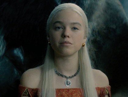 debnmtay's tweet photo. I support Rhaenyra's rights but most importantly I support her wrongs #HouseoftheDragon https://t.co/5foDxJXBpA