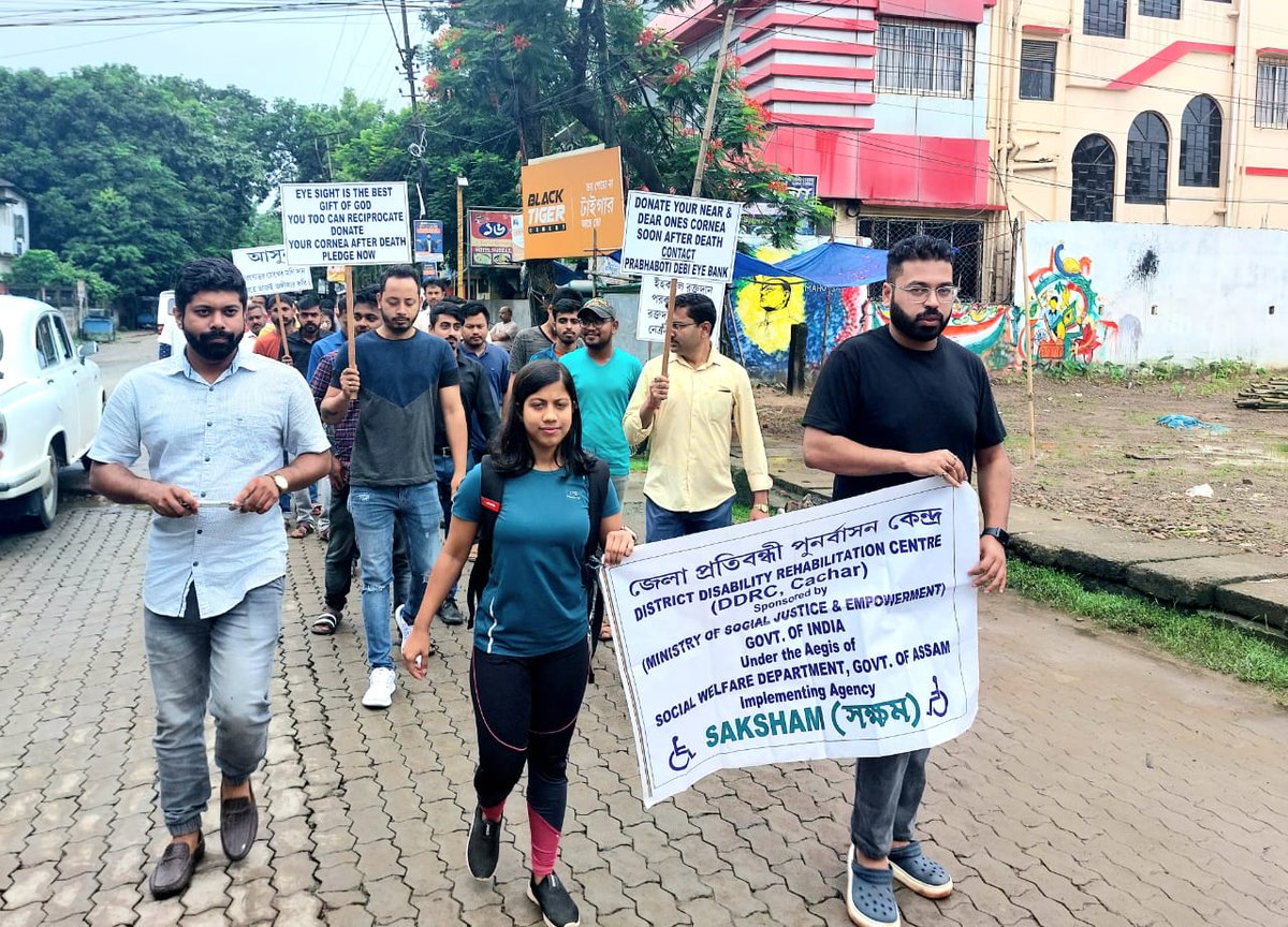 SAKSHAM4Divyang's tweet photo. Awareness Rally on #EyeDonation by #SAKSHAM Volunteers in Silchar, #SouthAssamPrant on the occasion of "37th National Eye Donation Fortnight."

#NationalEyeDonationFortnight #EDF2022 #EyeDonation #EyeDonationAwareness #SAKSHAM #DRISHTI #CAMBA #PledgeYourEyes #DonateVision https://t.co/RFkQFP90eX